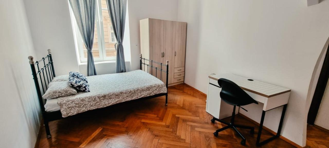 Batorego Apartment Krakow Exterior photo